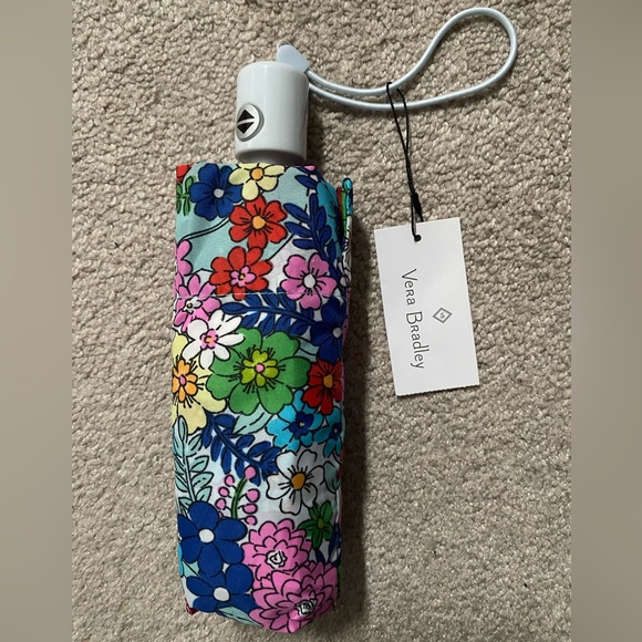 “Vera Bradley” Mini Umbrella- Far Out Floral Pattern - Picture 7 of 8